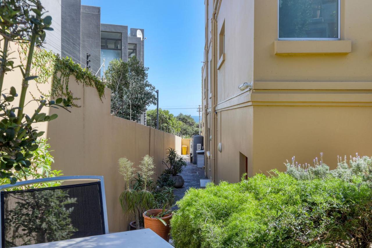 קייפטאון Backup-Powered Camps Bay Garden Apartment מראה חיצוני תמונה