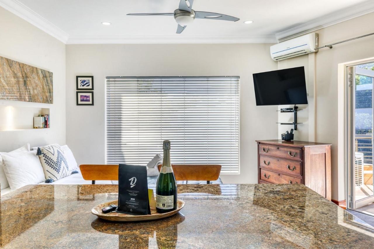 קייפטאון Backup-Powered Camps Bay Garden Apartment מראה חיצוני תמונה